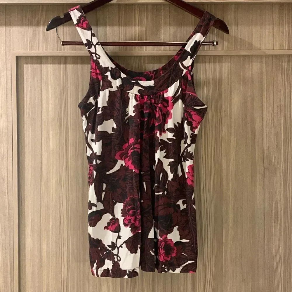 OLD NAVY, tank top, small, floral, great condition